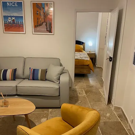 Apartment Vieux-nice 3 Pieces Confortable Et Calme Nice